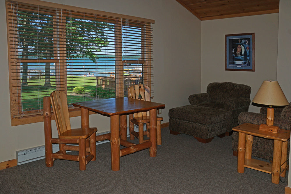 Sugar Lake Lodge Гранд Рапидс Екстериор снимка